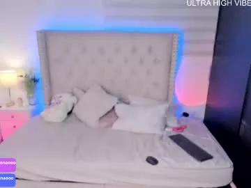 Group daniela_henaoo on Chaturbate