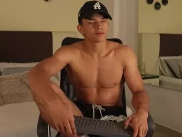 danteestone on Chaturbate