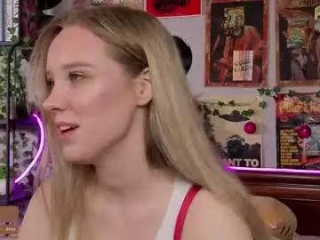 darleneferran — Heeeeyy, My name is Lina!! GOAL: lick lips close to the camera   #blonde #shy #new #18 #bigboobs [15 tokens remaining]