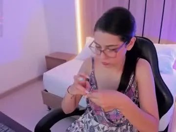 desireee_ — GOAL: Split boobs  [111 tokens remaining] Sexy skinny girl  #nonude #skinny #18 #bigass #smalltits