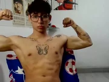 Freechat dillom420 on Chaturbate