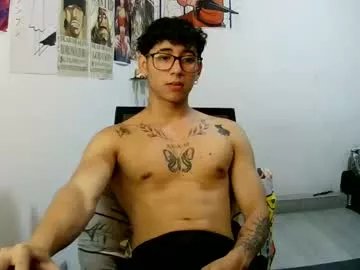 Freechat dillom420 on Chaturbate
