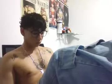 Freechat dillom420 on Chaturbate