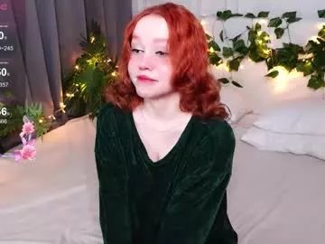 Freechat elfamirielle on Chaturbate