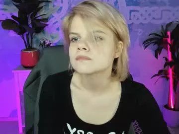 Freechat elliemurler on Chaturbate