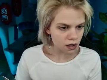 Freechat elliemurler on Chaturbate
