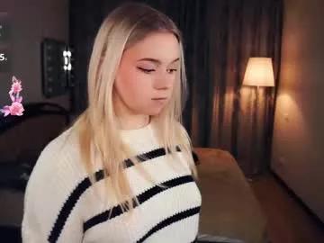 emelianae on Chaturbate 