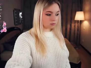 emelianae on Chaturbate 