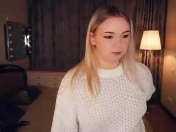 emelianae on Chaturbate 