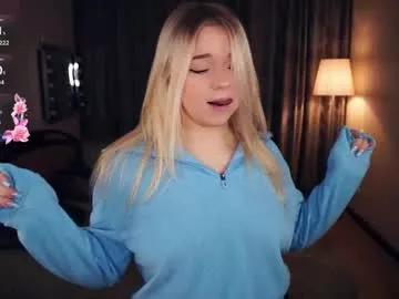 emelianae on Chaturbate 