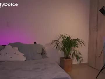 emely_dolce on Chaturbate 