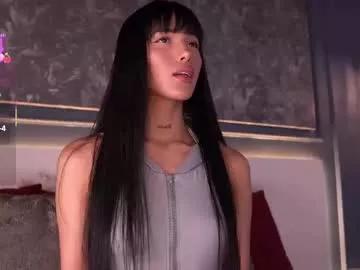 Freechat evamoretti on Chaturbate