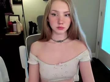 Freechat eve003300 on Chaturbate