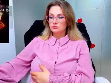 Freechat evelyne_rose on Chaturbate