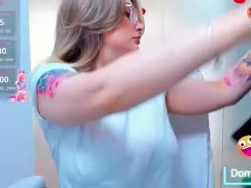 Freechat evelyne_rose on Chaturbate