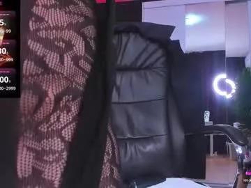 Freechat evelyne_rose on Chaturbate
