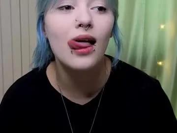 felicitakreidel — GOAL: Show tongue  [20 tokens remaining] Welcome to my room! Try to catch my atmosphere /0_0  #18 #new #bigboobs #young #goth