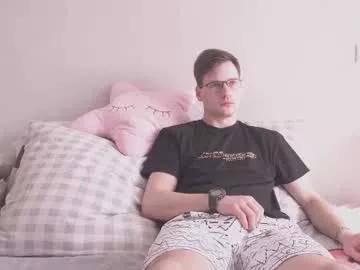 fluffy_hat on Chaturbate 