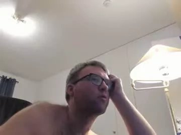 Freechat fredrik386959 on Chaturbate