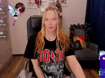 ghostly_temptation on Chaturbate