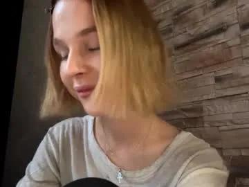 gigikray — Goal - Do you want to gently squeeze my neck? My name is Molly #new #18 #shy #teen #young [66 tokens remaining]