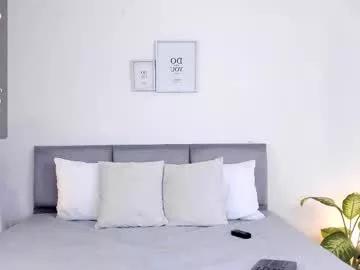 Freechat hannaos on Chaturbate