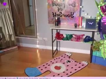 Away heidiluceous on Chaturbate