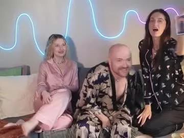 Away heidiluceous on Chaturbate