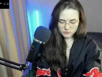 hell_hotline on Chaturbate