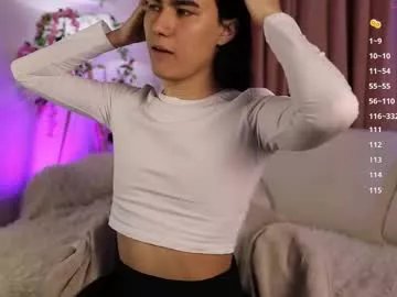 Freechat heyalena on Chaturbate