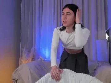 Freechat heyalena on Chaturbate