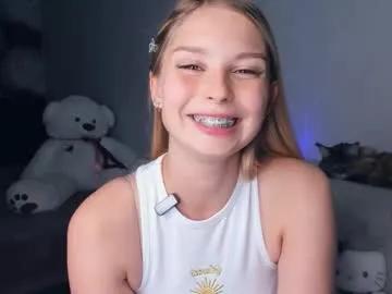 hidden_charm — Hi! Im Elizabeth,NTMU!  Goal: Lift my top <3 ()*: #new #shy #cute #young #18 [55 tokens remaining]