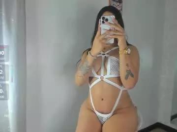 Freechat hollyprincess_2 on Chaturbate