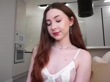 Freechat holyhee on Chaturbate