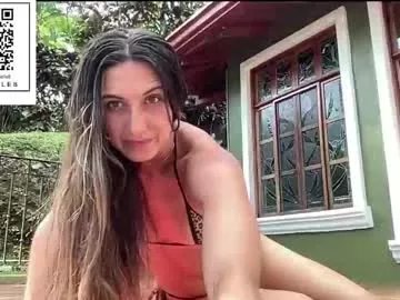 Freechat honeybelle8 on Chaturbate