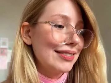 Freechat horney_audrey on Chaturbate