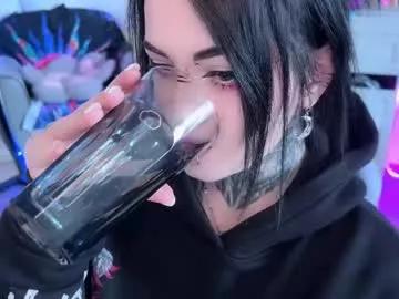 Freechat i_died_again on Chaturbate