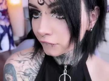Freechat i_died_again on Chaturbate