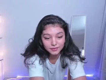 Away i_n_d_i_c_a on Chaturbate