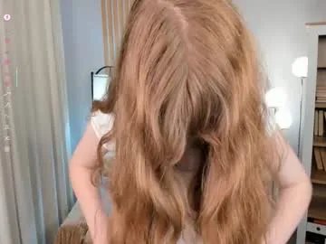 Freechat icyhoneybite on Chaturbate