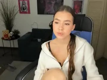 Freechat indigofaerly on Chaturbate