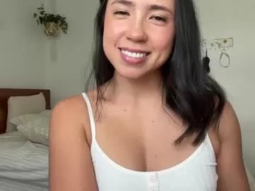Freechat jadelove_ on Chaturbate