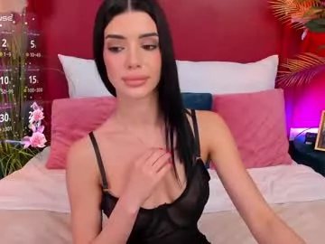 Freechat jasmilynn on Chaturbate