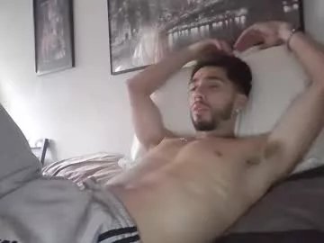 Freechat jeanpierbello7 on Chaturbate