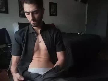 Freechat jeanpierbello7 on Chaturbate