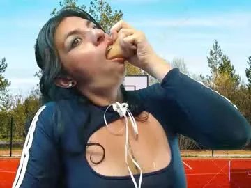 Freechat julieth_sex1 on Chaturbate