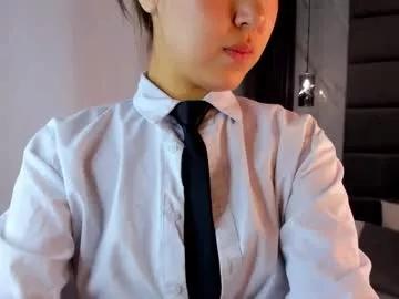 Private kellyy_bern on Chaturbate