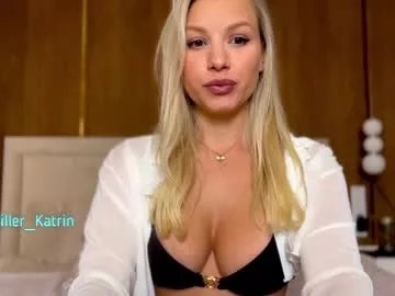 Freechat killer__tits on Chaturbate