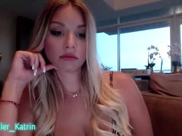 Freechat killer__tits on Chaturbate