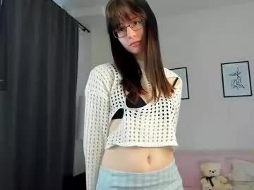 Freechat kirazephyr on Chaturbate